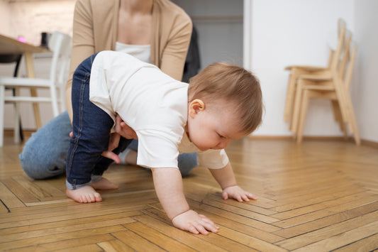 Les Astuces pour Faire Aimer les Chaussures à Bébé (Sans Larmes ni Cris !)