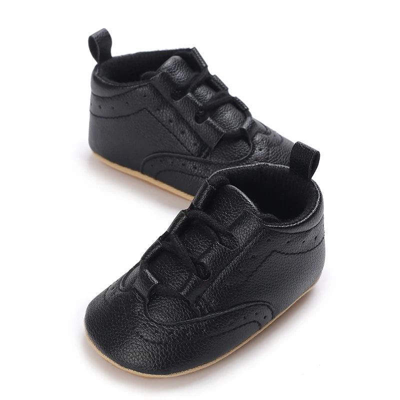 Baskets Noires souples et antidérapantes