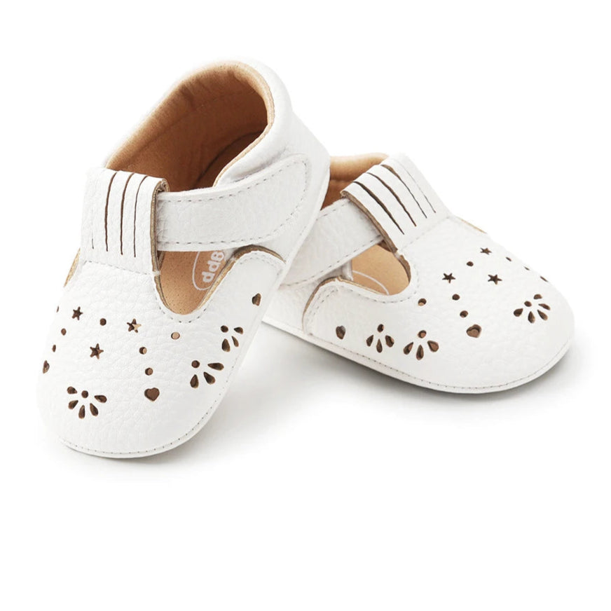 Mocassins Blancs à œillets