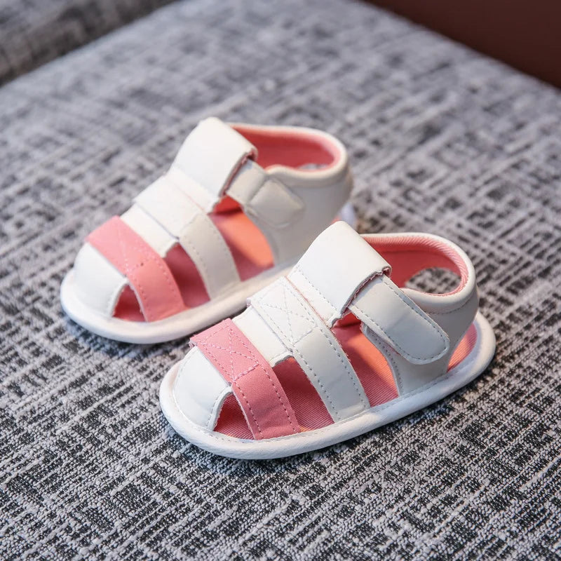 Sandales Roses Ă bandes