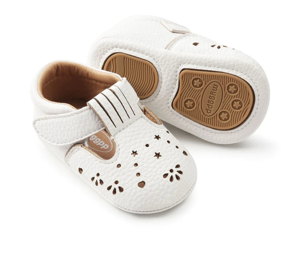 Mocassins Blancs à œillets