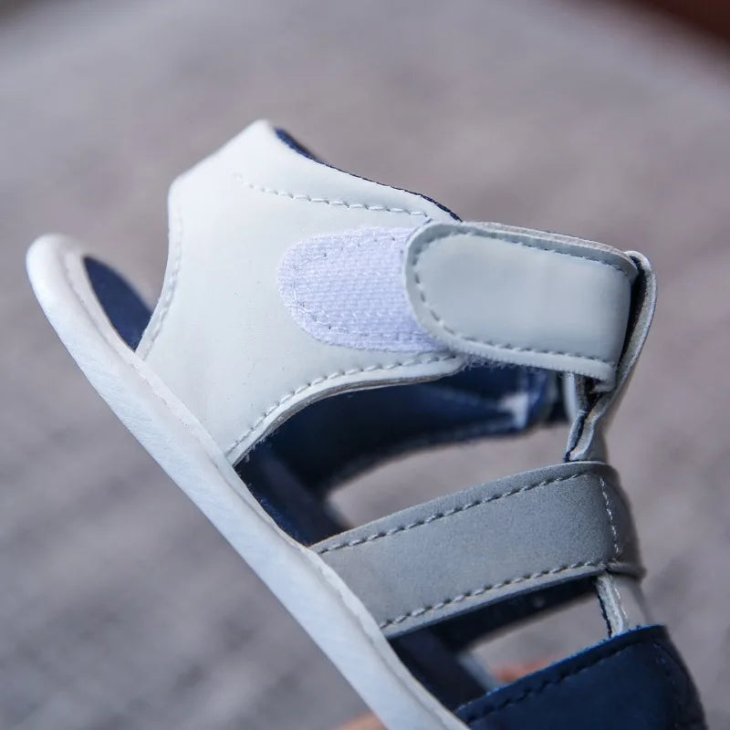 Sandales Bleues Ă bandes