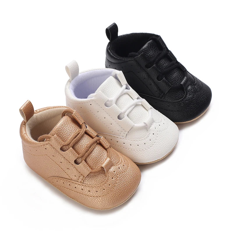 Baskets Noires souples et antidérapantes